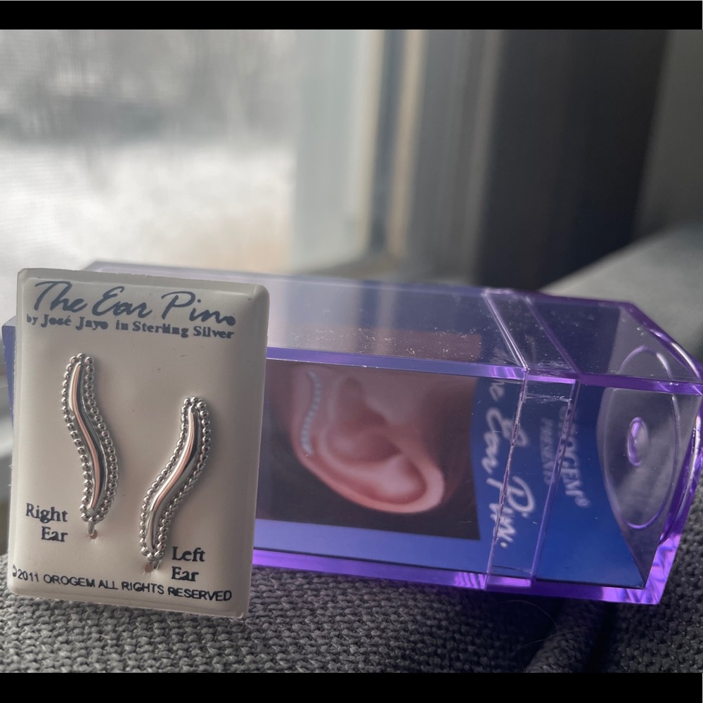Orogem José Jay sterling silver ear pin